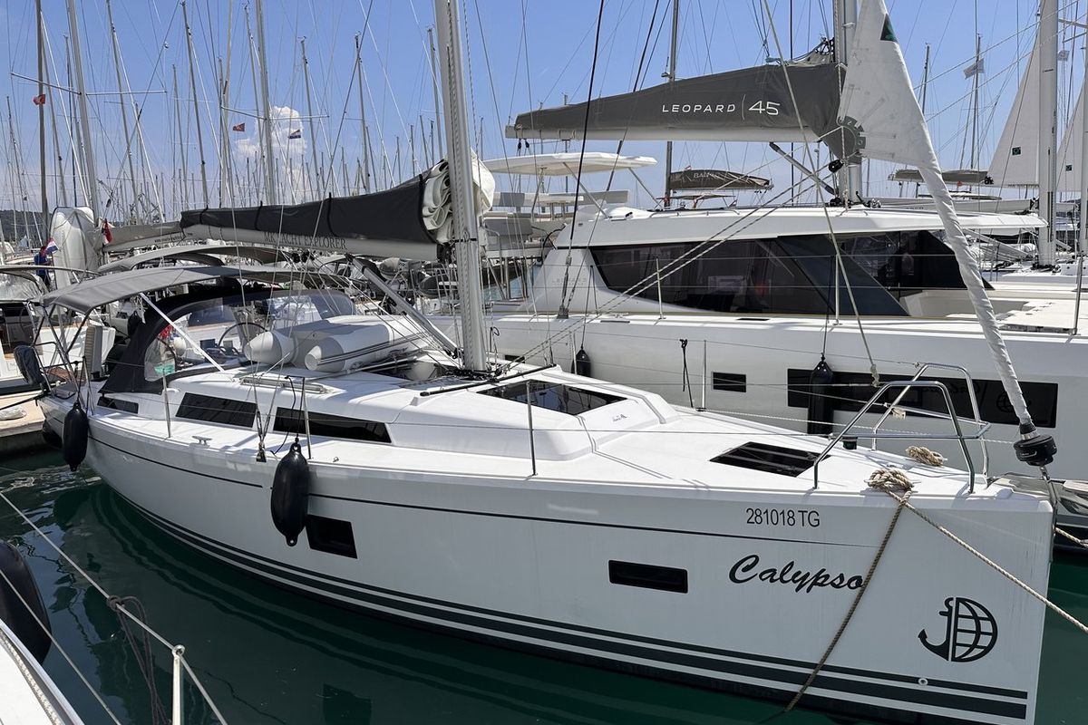 Exterior view of Calypso, a Hanse Yachts Hanse 388 sailboat at Seget Donji, Croatia