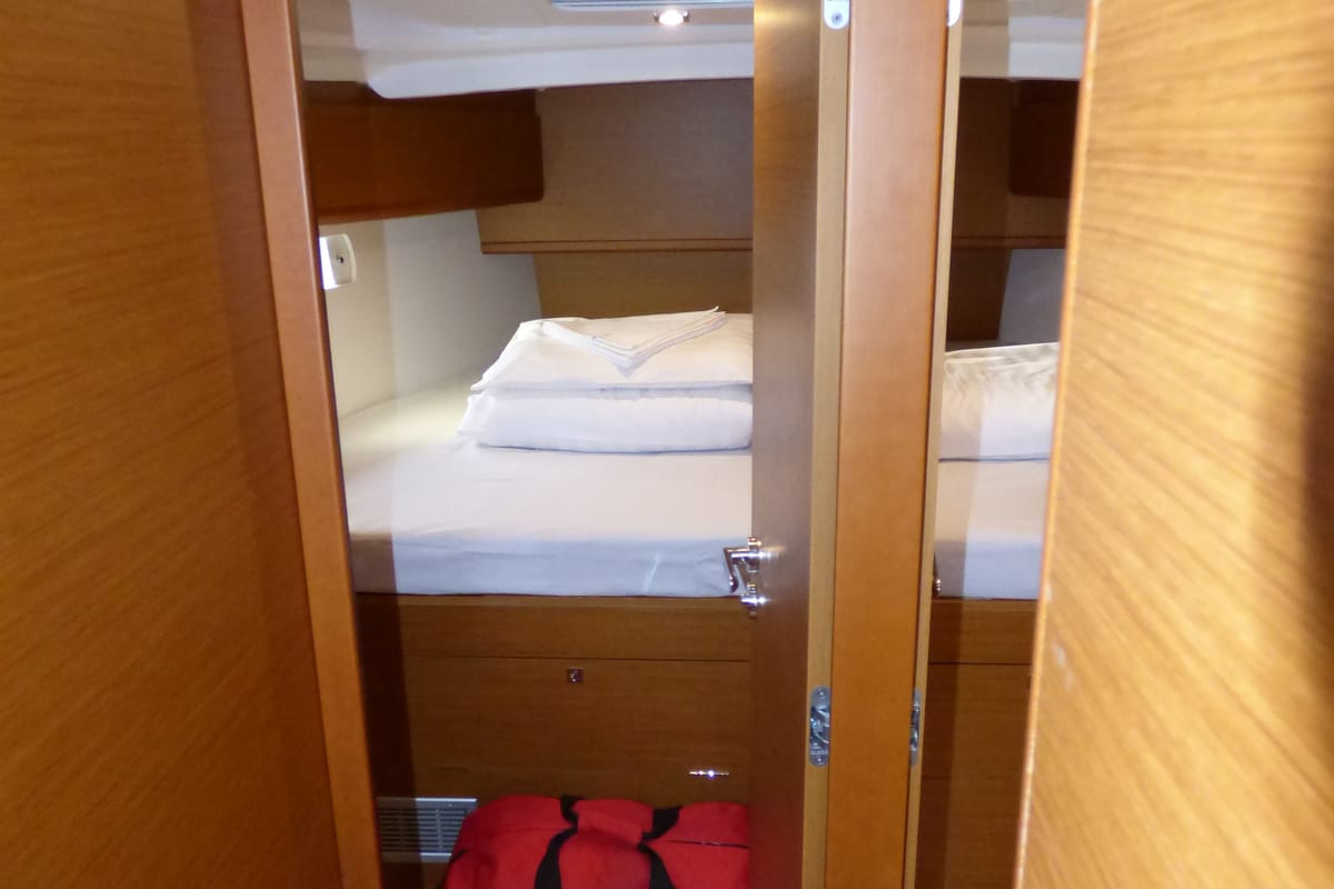 Cabin on Geronimo, a Jeanneau Sun Odyssey 519 sailboat at Grad Kaštela, Croatia