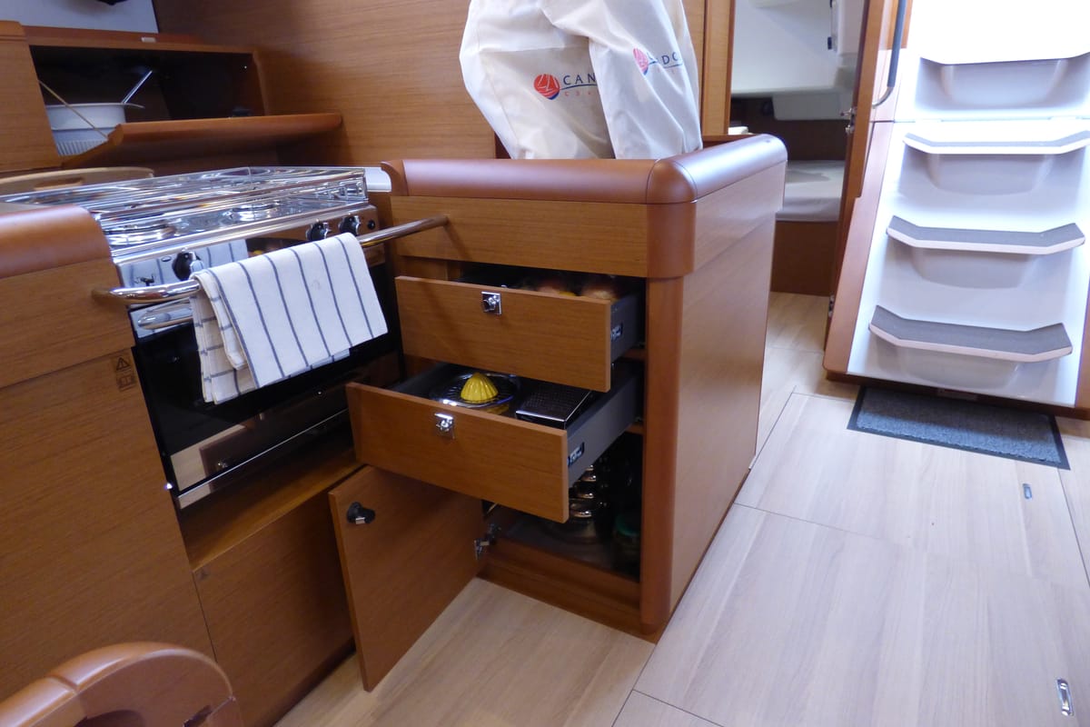 Galley of Geronimo, a Jeanneau Sun Odyssey 519 sailboat at Grad Kaštela, Croatia