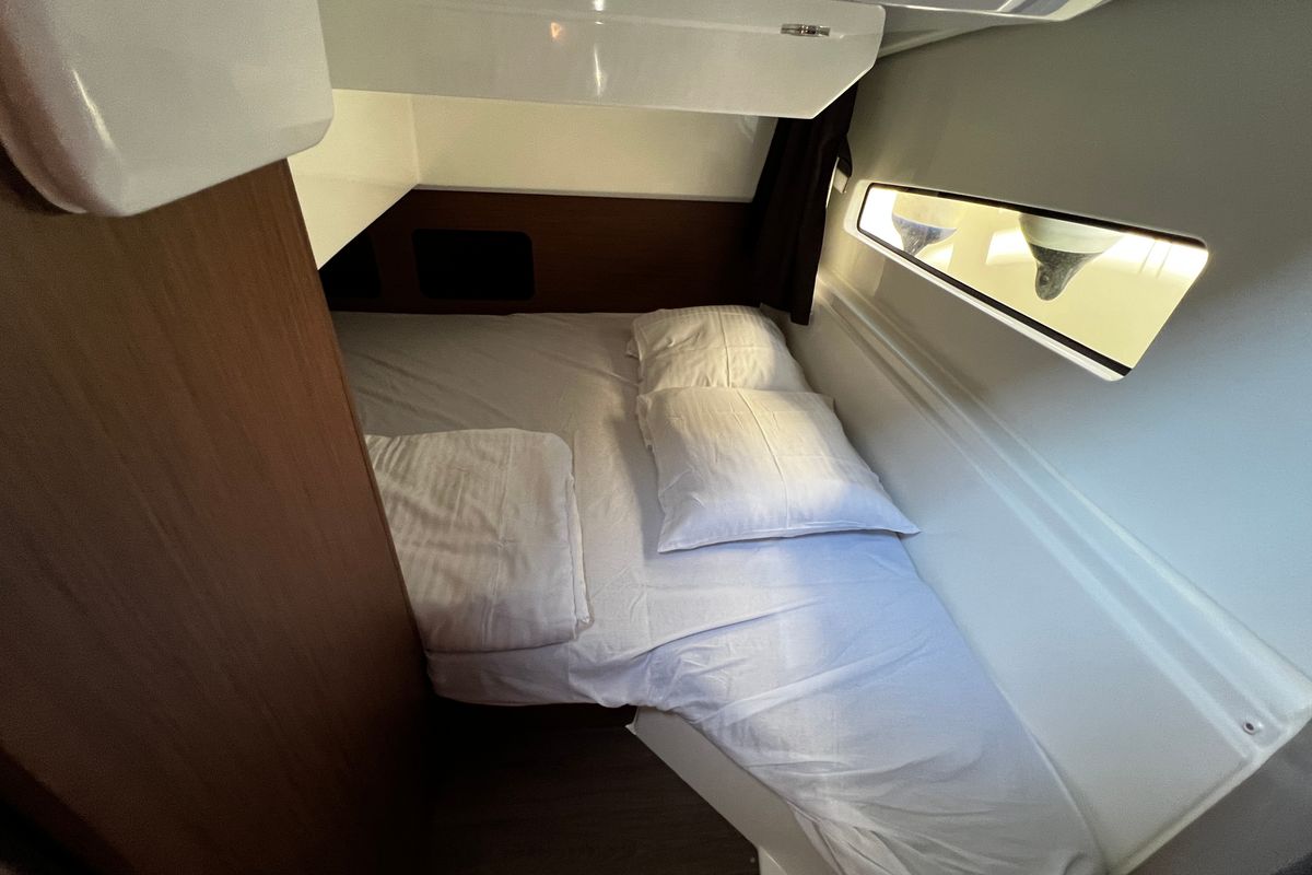 Cabin on Ana, a Beneteau Antares 9 OB motorboat at Grad Biograd na Moru, Croatia