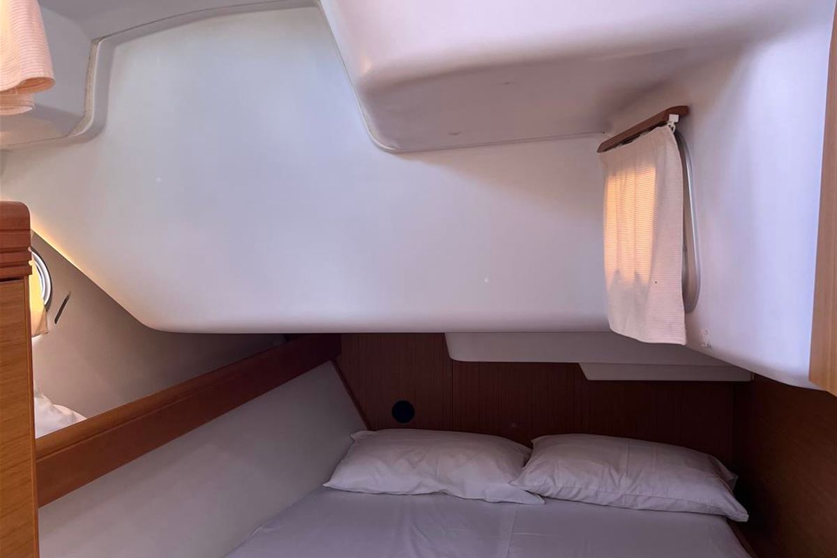 Cabin on Waterproof, a Jeanneau Sun Odyssey 42 i sailboat at Lavreotiki Municipal Unit, Greece