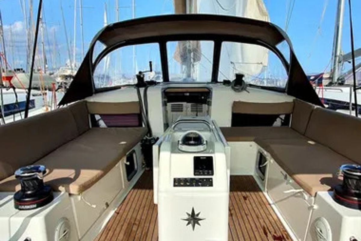 Deck of Dalion, a Jeanneau Sun Odyssey 490 sailboat at Kontokali, Greece