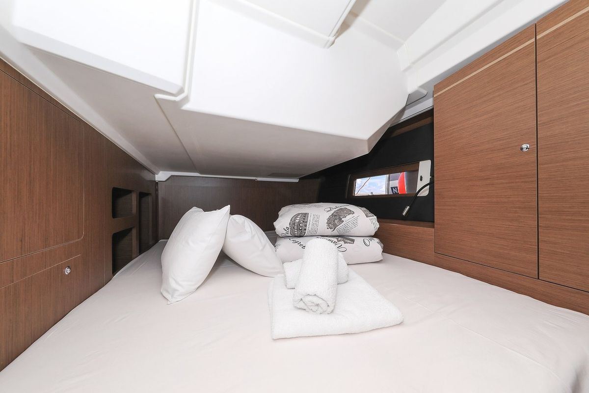 Cabin on Speechless, a Beneteau Oceanis 46.1 sailboat at Grad Biograd na Moru, Croatia