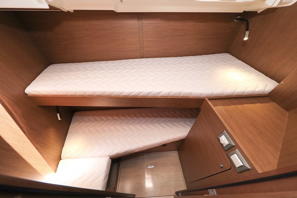 Cabin on Speechless, a Beneteau Oceanis 46.1 sailboat at Grad Biograd na Moru, Croatia