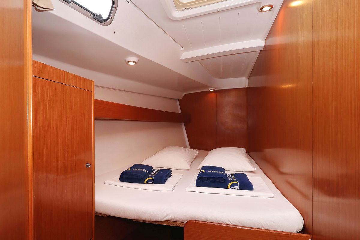 Cabin on Kristina II, a Beneteau Cyclades 50.5 sailboat at Općina Sukošan, Croatia