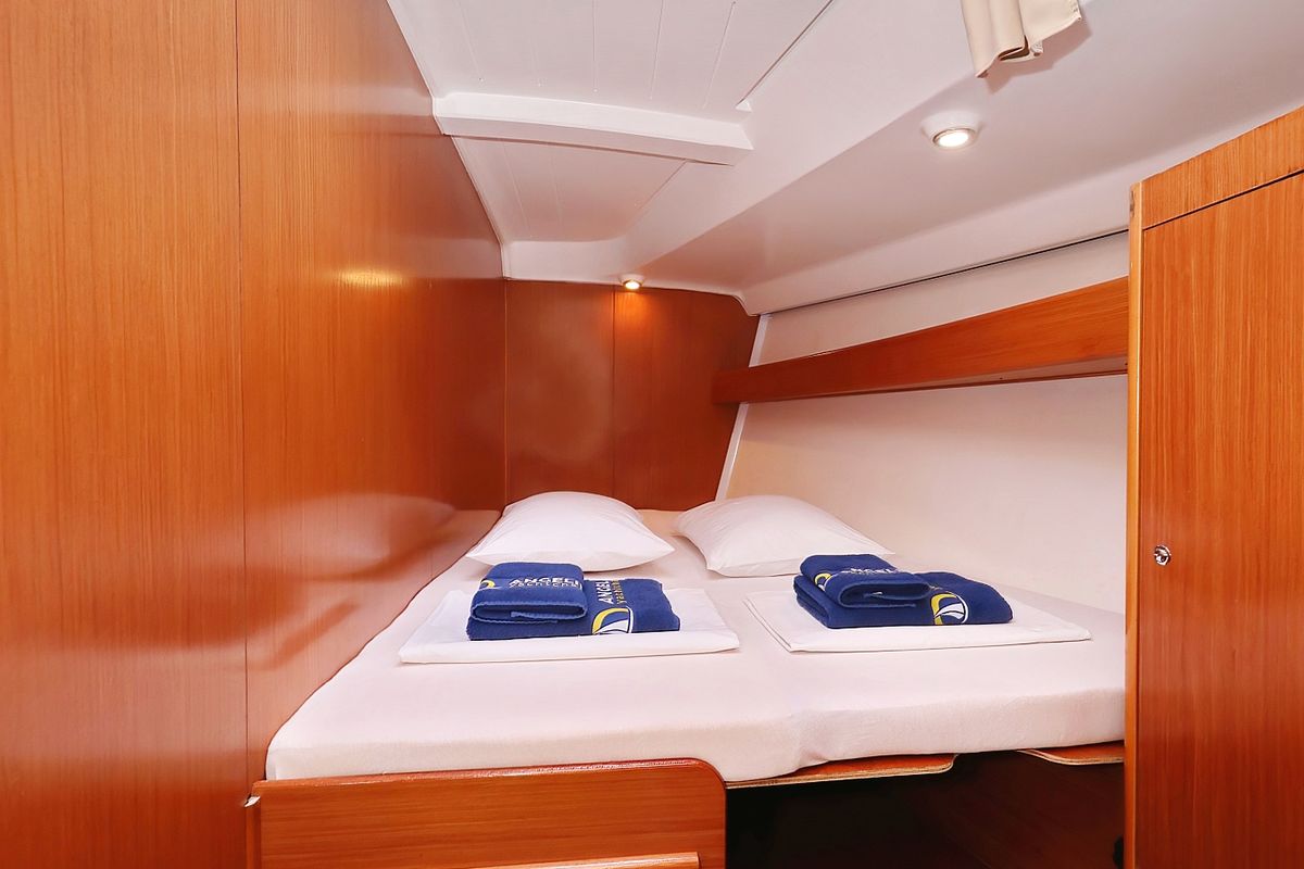Cabin on Kristina II, a Beneteau Cyclades 50.5 sailboat at Općina Sukošan, Croatia