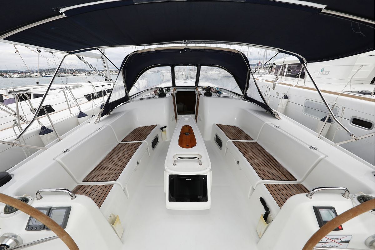 Cockpit of Kristina II, a Beneteau Cyclades 50.5 sailboat at Općina Sukošan, Croatia