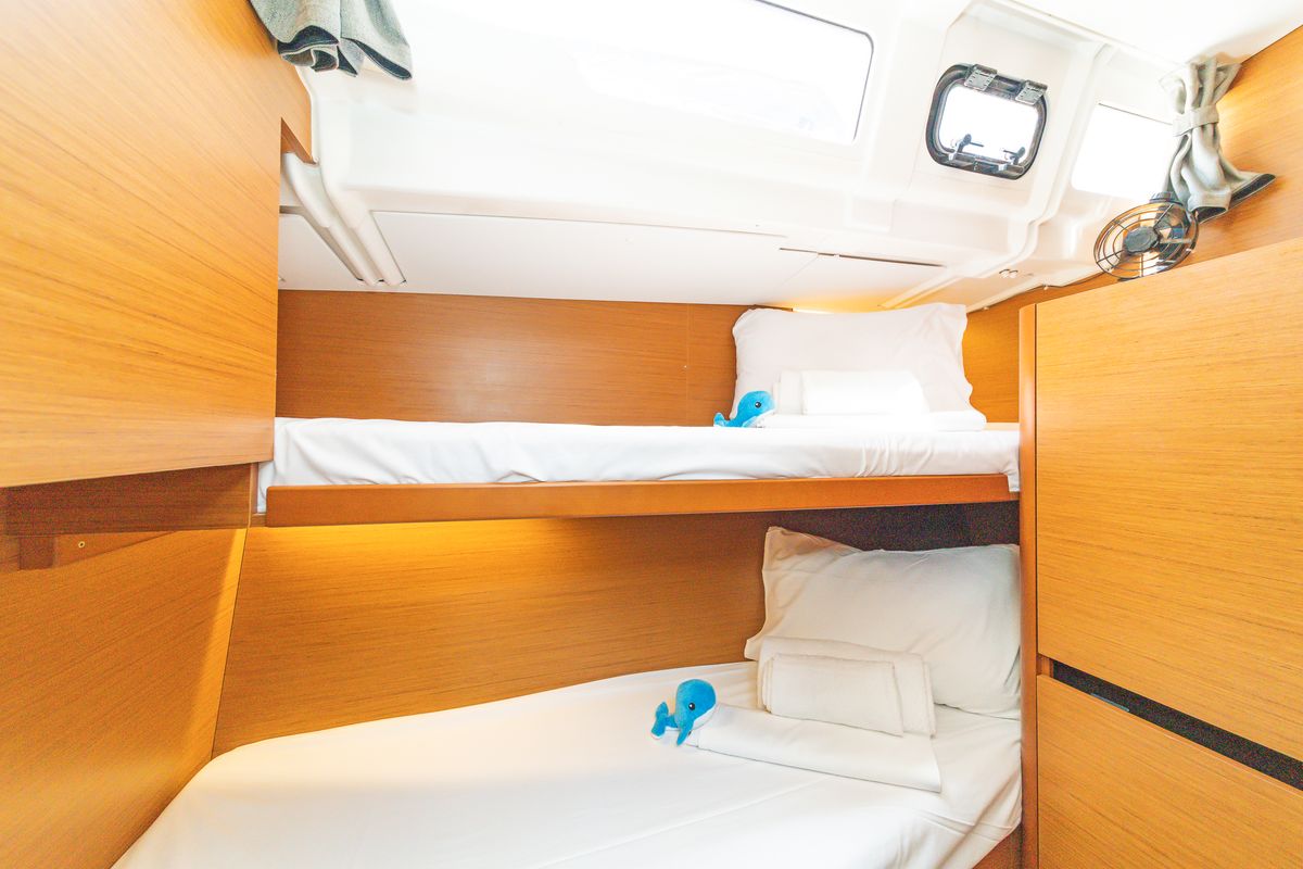 Cabin on Pileas, a Jeanneau Sun Odyssey 490 sailboat at Gouvia, Greece