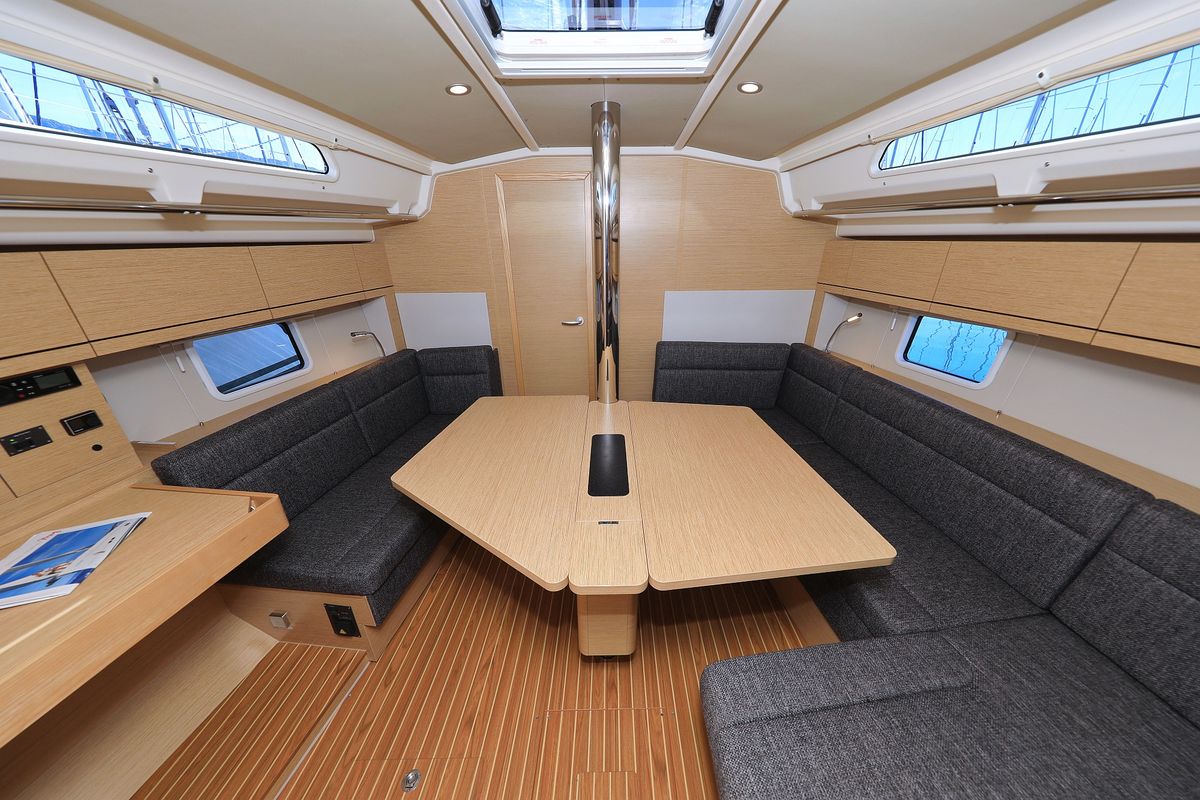 Salon of Pollux, a Hanse Yachts Hanse 418 sailboat at Grad Kaštela, Croatia