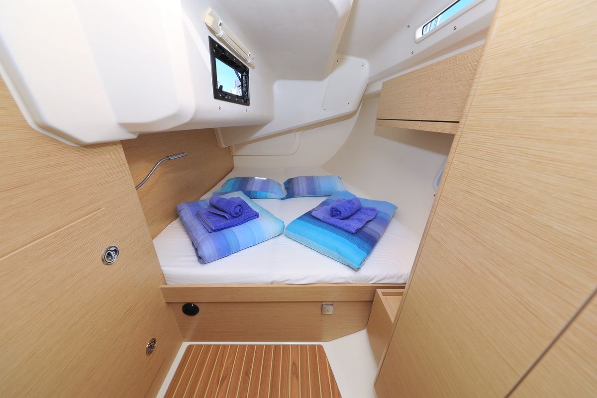 Cabin on Pollux, a Hanse Yachts Hanse 418 sailboat at Grad Kaštela, Croatia