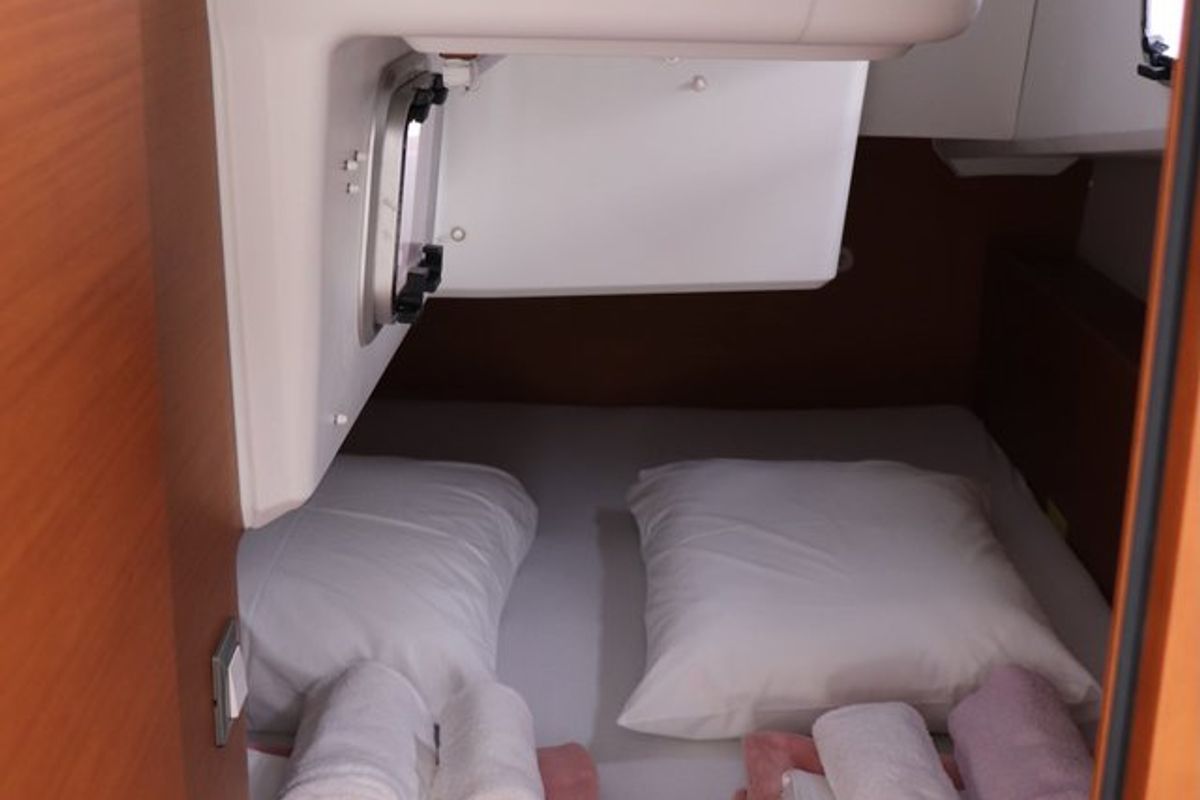 Cabin on Bura Kiss, a Jeanneau Sun Odyssey 380 sailboat at Dubrovnik, Croatia