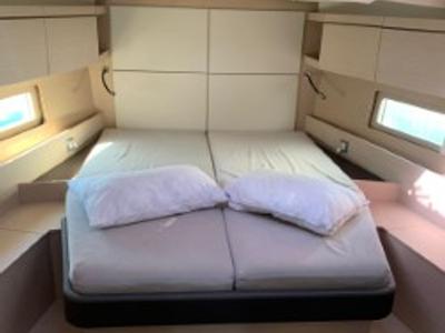 Cabin on Kebiwan, a Beneteau Oceanis 46.1 sailboat at Athens, Greece