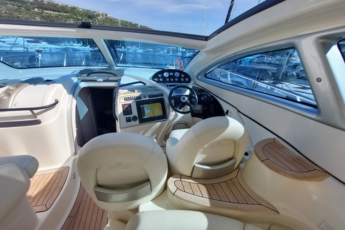Bahia Gloria, a Motoryacht Motoryacht yacht at Primošten, Croatia