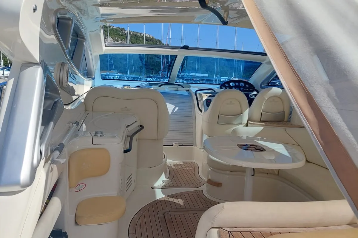Bahia Gloria, a Motoryacht Motoryacht yacht at Primošten, Croatia