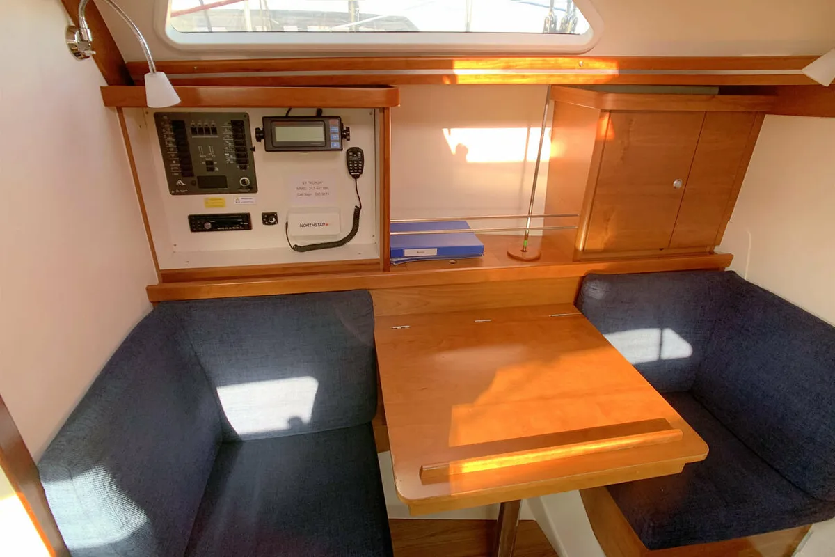 Salon of Ronja, a Hanse Yachts Hanse 370 sailboat at Barth, Germany