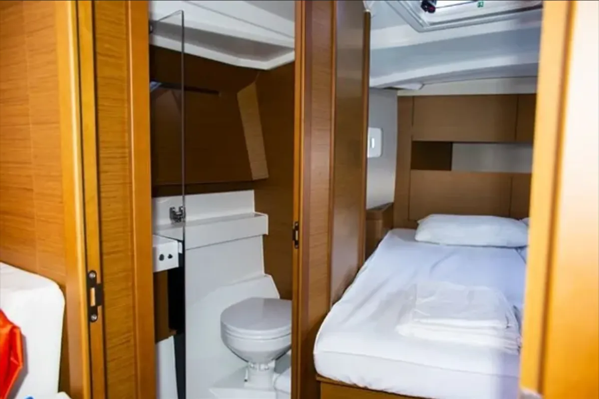 Evelina, a Jeanneau Sun Odyssey 410 sailboat at Lavrion - Olympic Marine