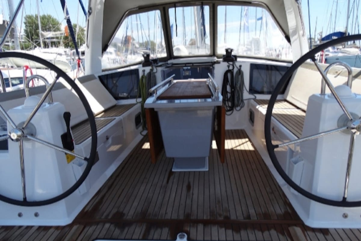 Cockpit of Kos 41.4, a Beneteau Oceanis 41.1 sailboat at Volos Municipality, Greece