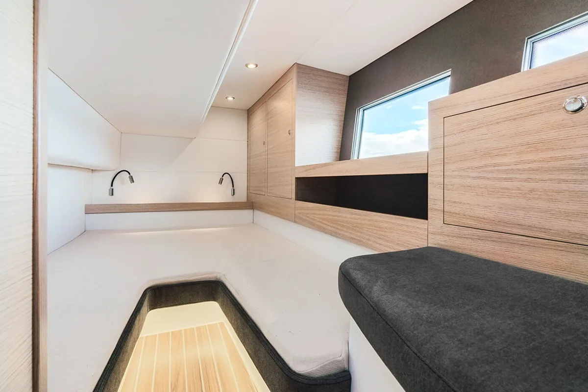 Cabin on No Name, a Viknes Skilso 39 FLY yacht at Općina Sukošan, Croatia