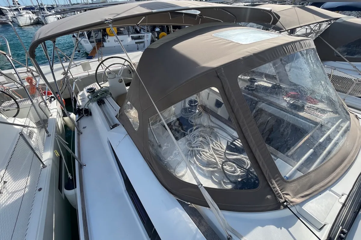 Cockpit of KATRINA, a Jeanneau Sun Odyssey 509 sailboat at Općina Sukošan, Croatia