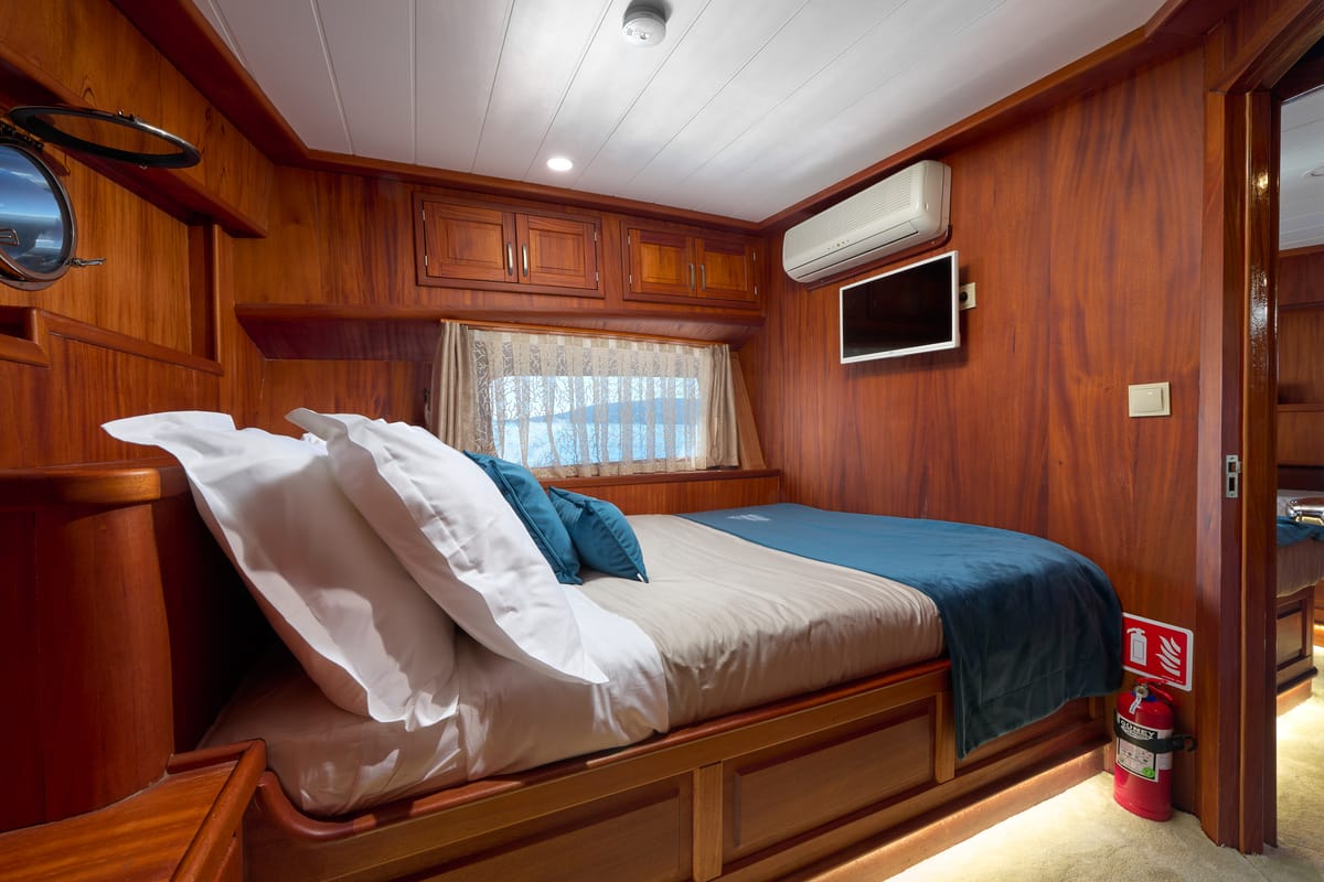 Cabin on SEA BREEZE, a Gulet Gulet gulet at Dubrovnik, Croatia