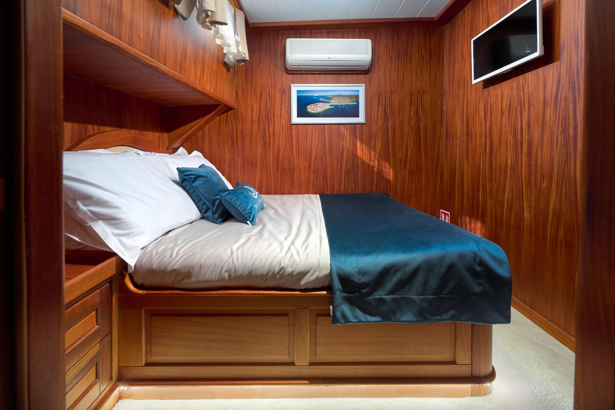 Cabin on SEA BREEZE, a Gulet Gulet gulet at Dubrovnik, Croatia