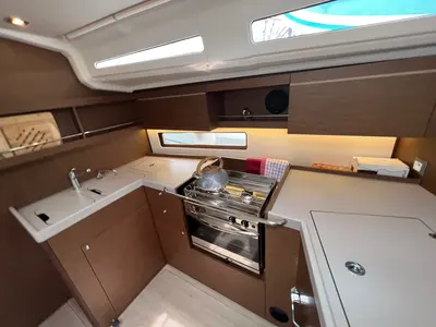 Galley of Kobe, a Beneteau Oceanis 40.1 sailboat at Općina Medulin, Croatia