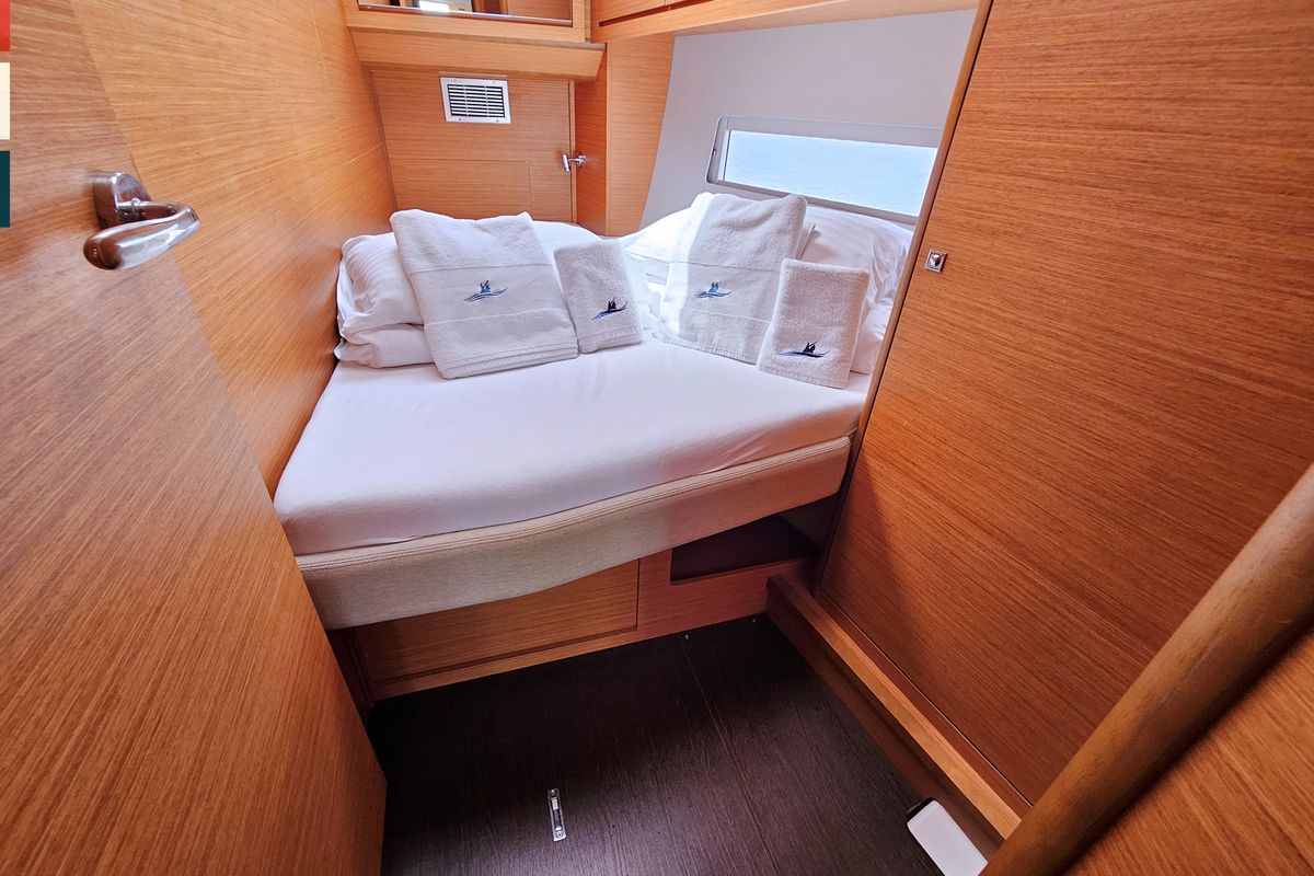Cabin on Piano, a Dufour 470 sailboat at Općina Rogoznica, Croatia