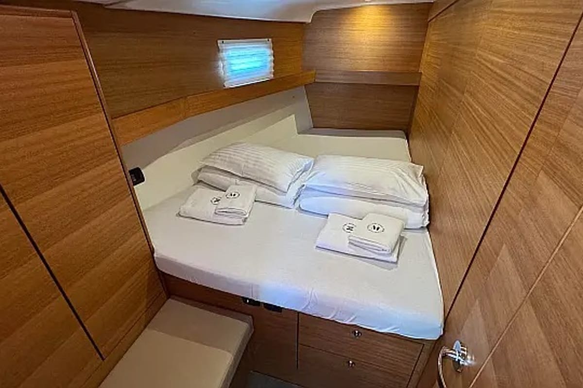 Cabin on Long Island, a Elan Impression 50.1 sailboat at Seget Donji, Croatia