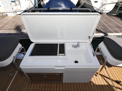 Salon of Constanta, a Hanse Yachts Hanse 588 sailboat at Pirovac, Croatia