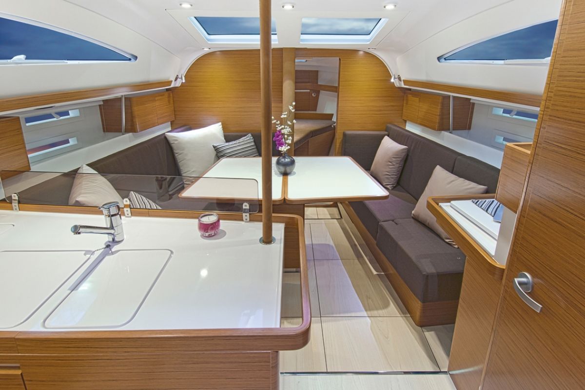 Salon of Silente, a Elan Impression 40 sailboat at Grad Šibenik, Croatia