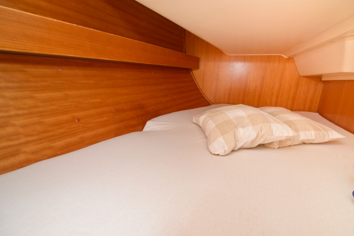 Cabin on Amazone, a Elan Impression 344 sailboat at Betina, Croatia