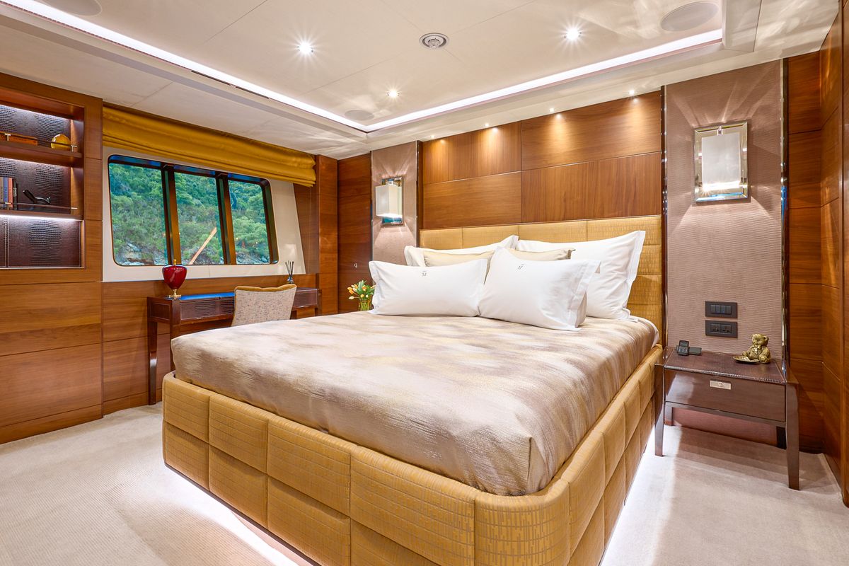 Cabin on Mirage IV, a Princess Yachts Princess 40 motorboat at Split, Croatia