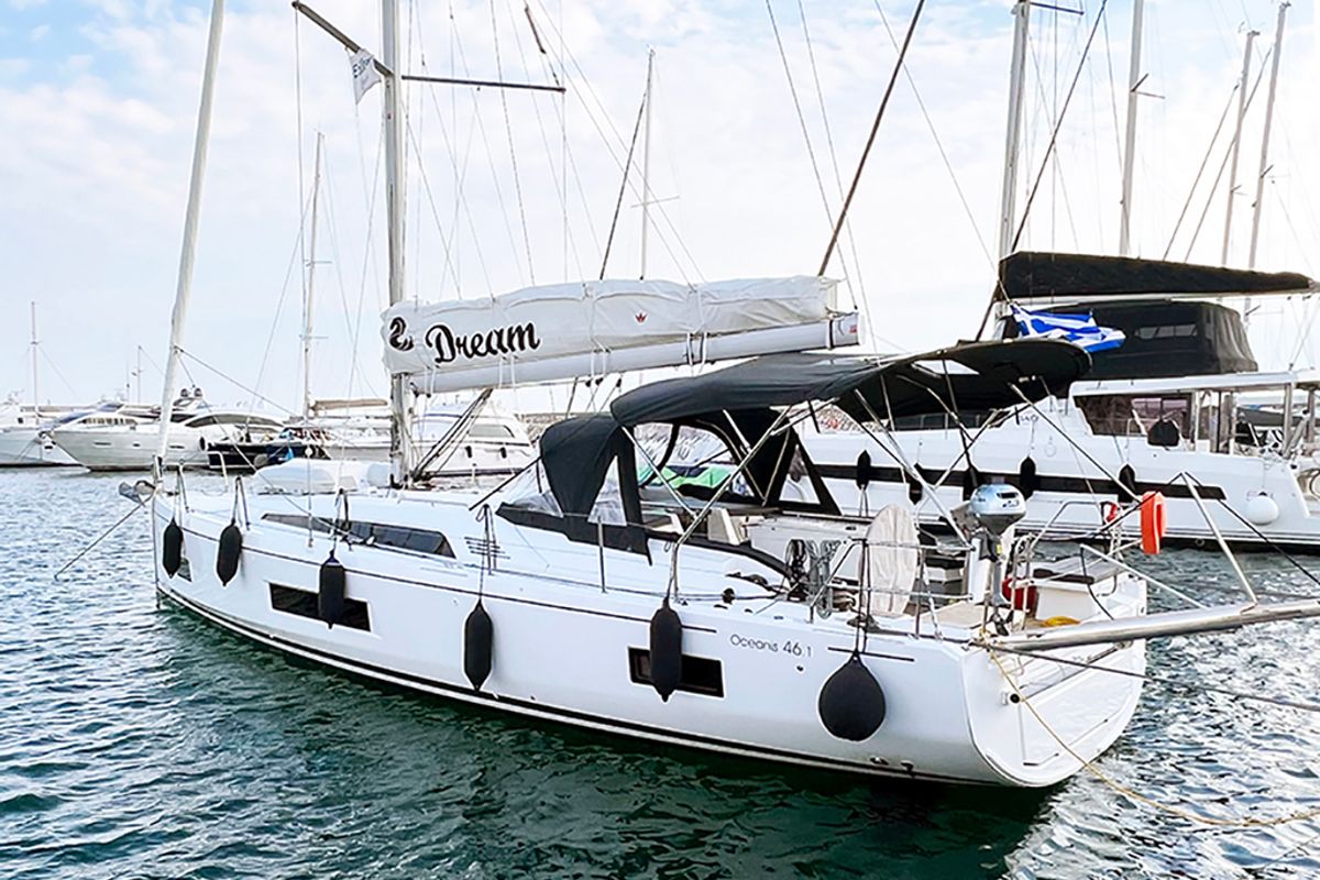 Exterior view of DREAM, a Beneteau Oceanis 46.1 sailboat at Athens, Greece