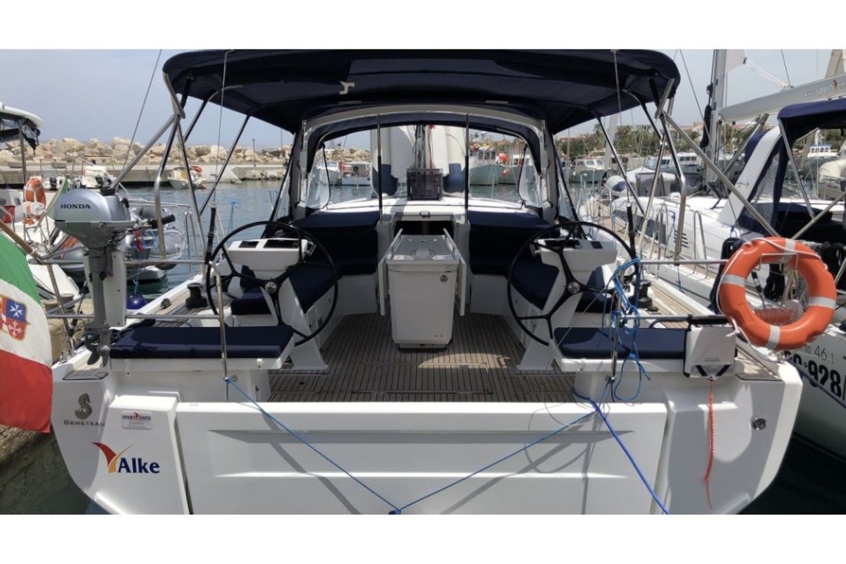 Cockpit of Alke - Standard line, a Beneteau Oceanis 46.1 sailboat at Tonnarella, Italy