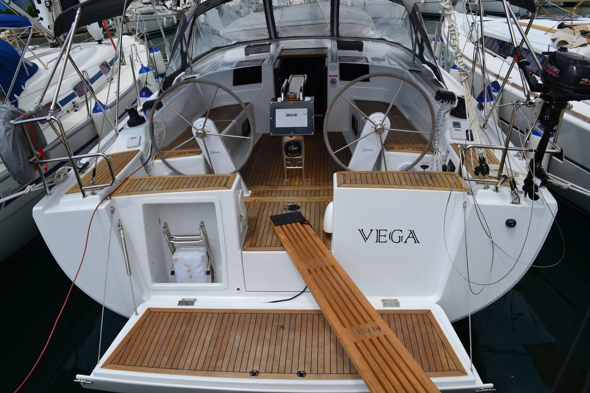 Vega, a Hanse Yachts Hanse 415 sailboat at Općina Sukošan, Croatia