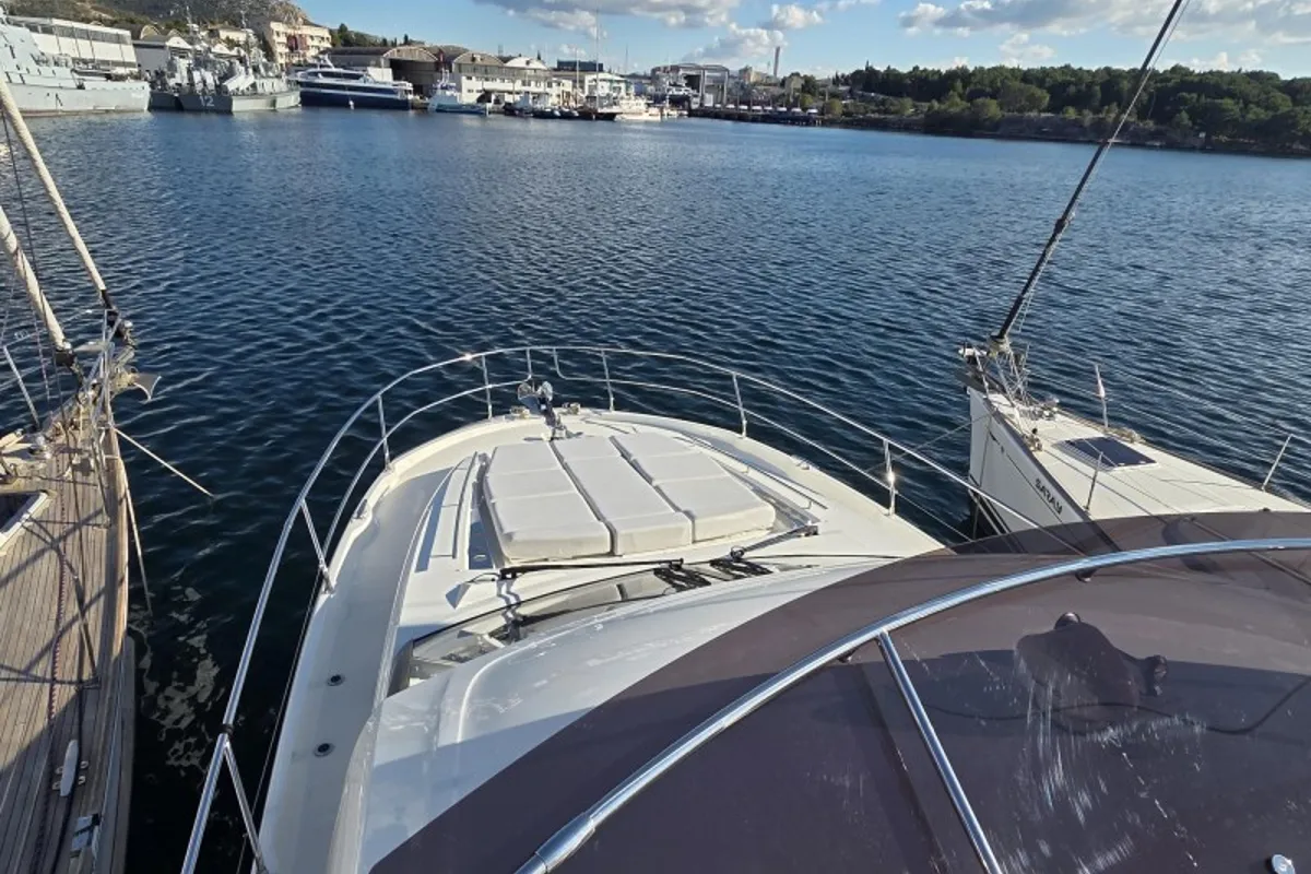Deck of Sabijac, a Jeanneau Prestige 520 Flybridge yacht at Grad Šibenik, Croatia