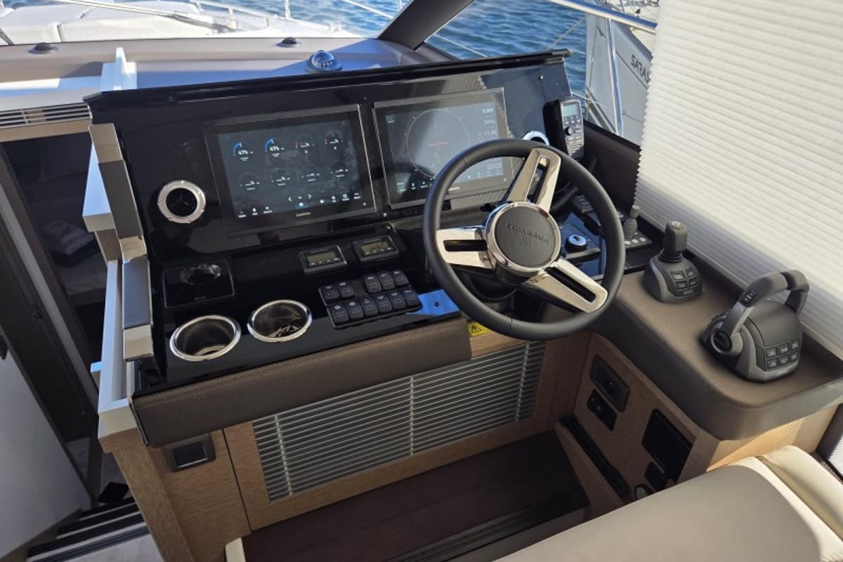 Cockpit of Sabijac, a Jeanneau Prestige 520 Flybridge yacht at Grad Šibenik, Croatia