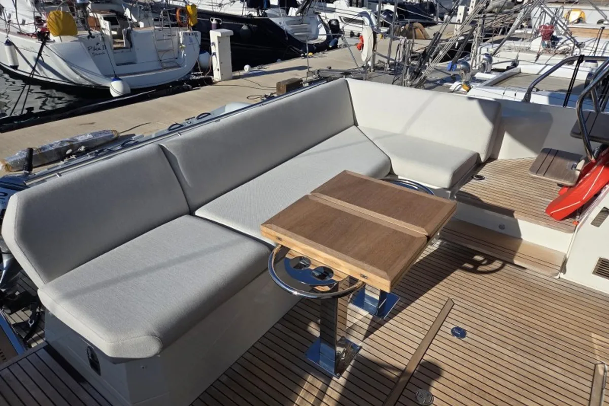 Deck of Sabijac, a Jeanneau Prestige 520 Flybridge yacht at Grad Šibenik, Croatia