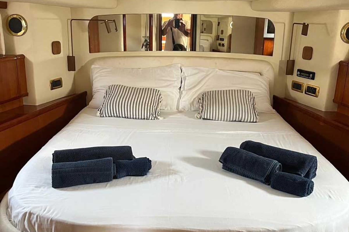 Cabin on Ludos, a Gulet Conam 58S motorboat at Tropea, Italy