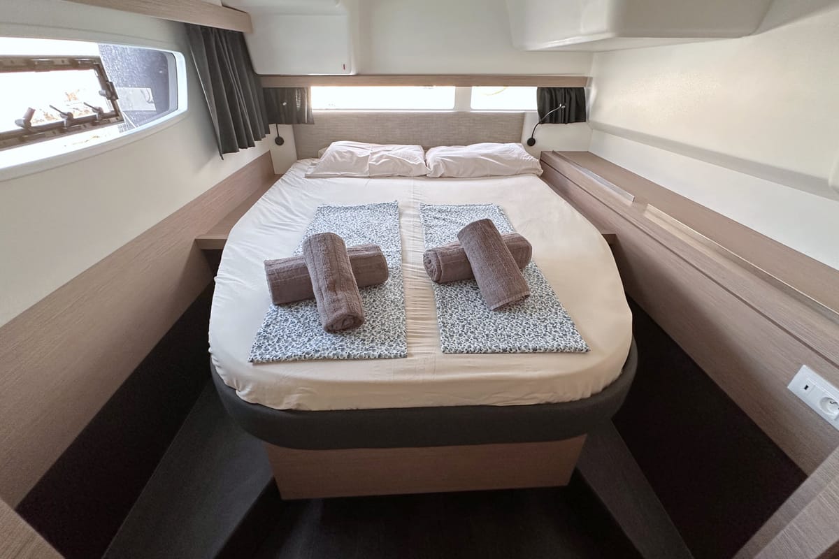 Cabin on Laja, a Fountaine Pajot Isla 40 catamaran at Palma de Mallorca, Spain