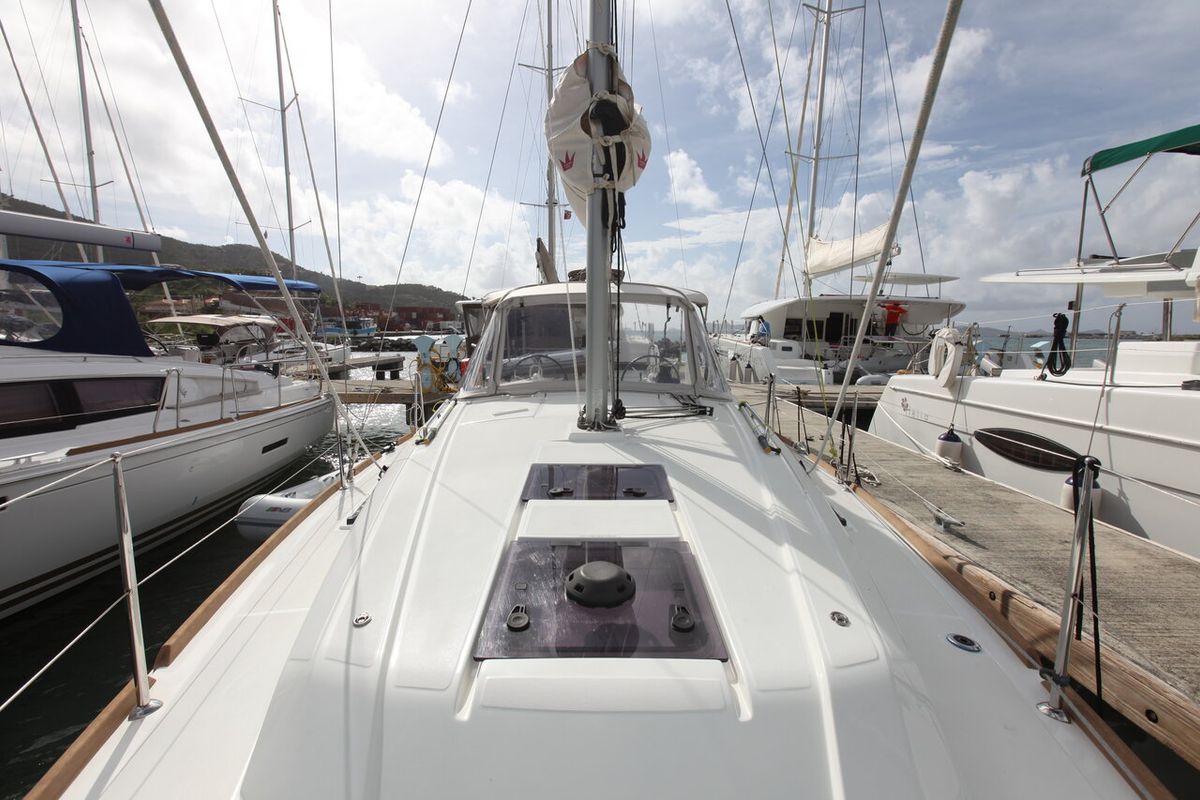 Deck of Cozmo, a Beneteau Oceanis 35.1 sailboat at Road Town, British Virgin Islands