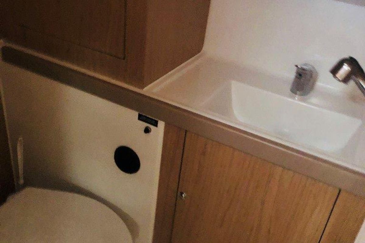 Cabin on Luxa, a Beneteau Oceanis 41.1 sailboat at Split, Croatia