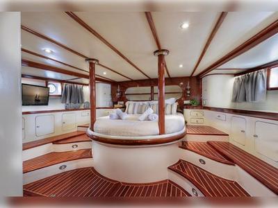 Cabin on Anemos & Almyra, a Mariner Don 17 Ltd Anemos & Almyra yacht at Saranda, Albania