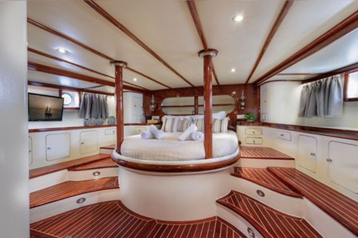 Cabin on Anemos & Almyra, a Mariner Don 17 Ltd Anemos & Almyra yacht at Saranda, Albania