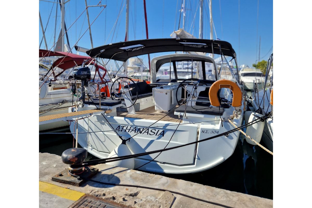 Exterior view of Athanasia, a Beneteau Oceanis 46.1 sailboat at Athens, Greece