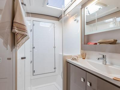Head on Blue Serenity, a Fountaine Pajot Isla 40 catamaran at Parikia, Greece