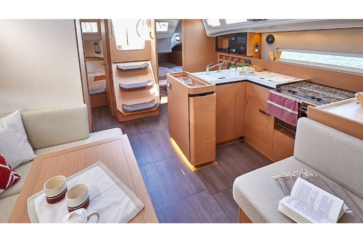 Salon of Sunsail 410 Classic, a Jeanneau Sun Odyssey 410 sailboat at Gouvia, Greece