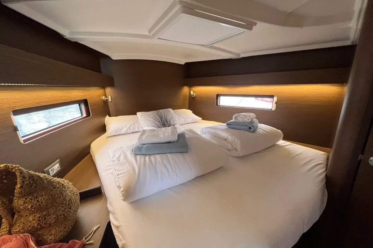 Cabin on Bibi One, a Beneteau Oceanis 40.1 sailboat at Split, Croatia
