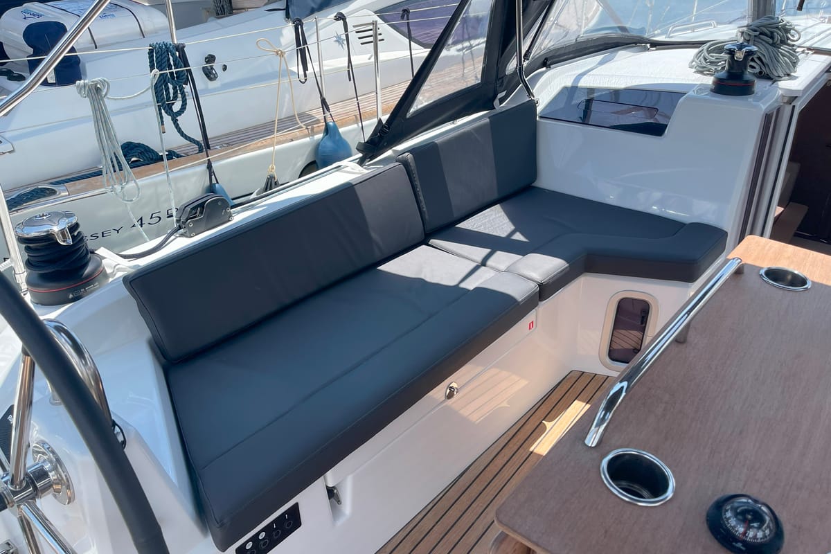 Deck of Neda, a Beneteau Oceanis 40.1 sailboat at Athens, Greece