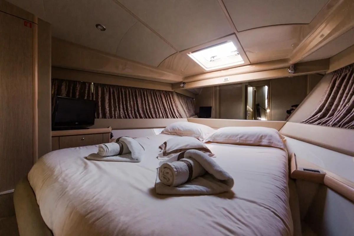 Cabin on Bluebell, a Ferretti Yachts 460i yacht at Podstrana - Miljevac, Croatia